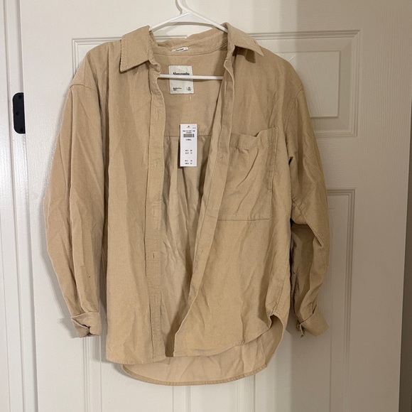 Abercrombie & Fitch Tops - Abercrombie & Fitch Tan Lightweight Shirt Jacket